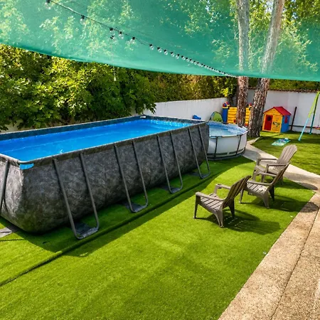 Kalabria Pool, Bbq & Jacuzzi 3* Varna